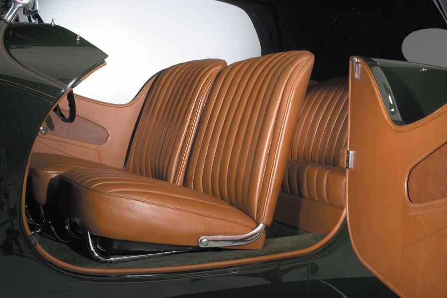 Интерьер Lagonda LG45 Rapide Sports Tourer 1937 года  (фото 8 из 27)